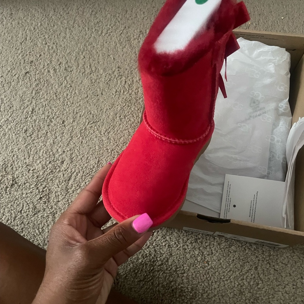 Toddler 6 Ugg brand new